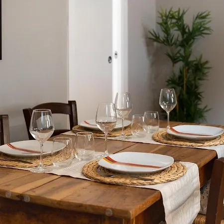 Appartement Jungle Chic 1 - Bemyhost Bologna